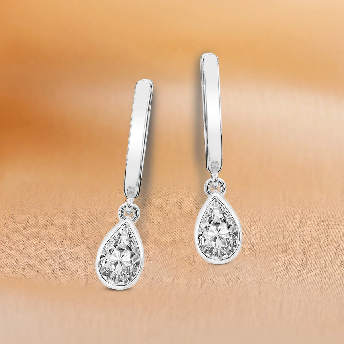 1 Carat Pear Shape Lab Grown Diamond Dangle Earring in 14K White Gold N164250