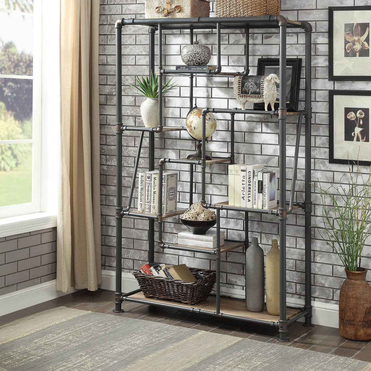 Black Metal Tiered Bookshelf G302