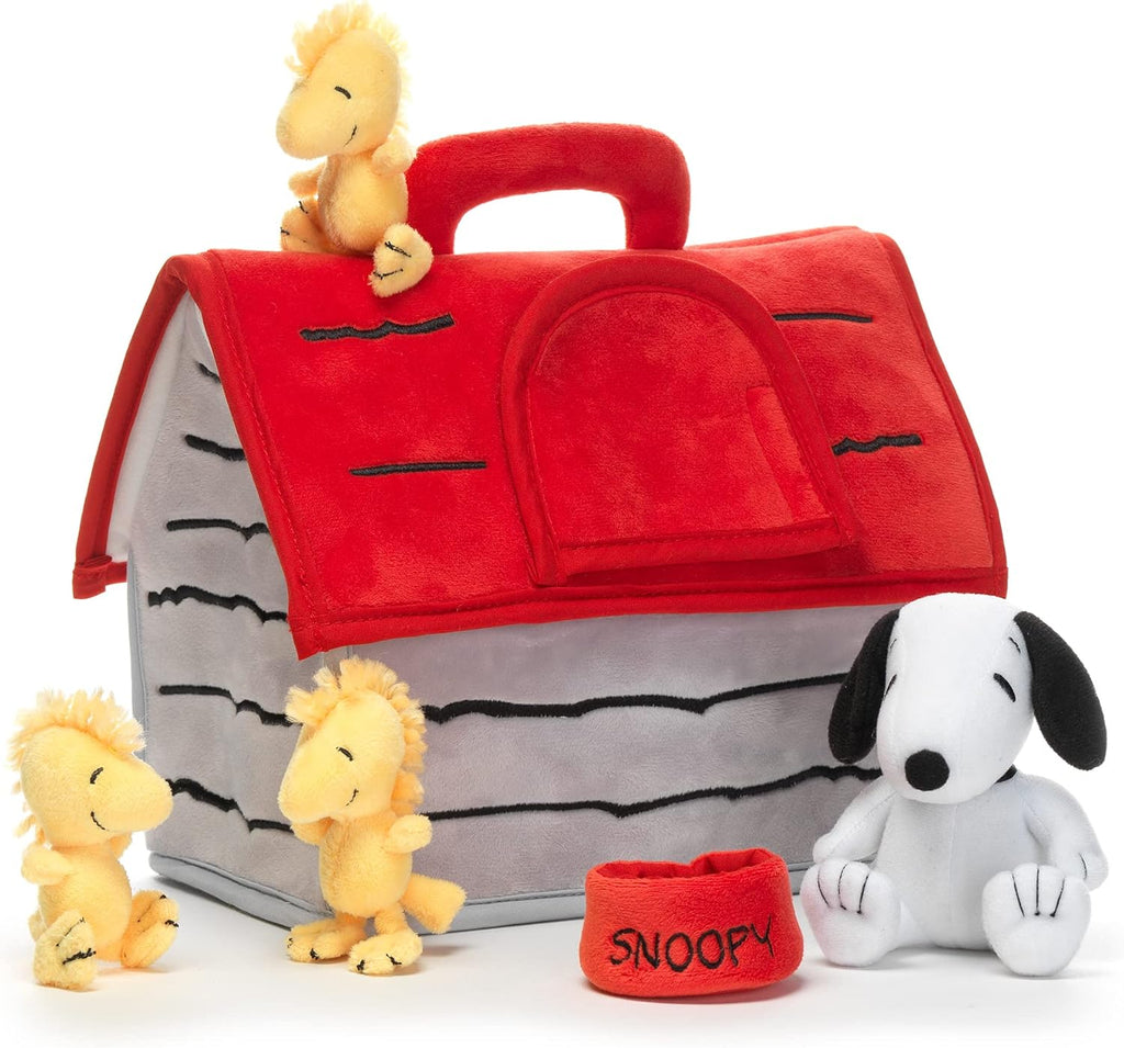 Classic Snoopy Interactive Plush Doghouse with 5 Stuffed Animal Toys G935975