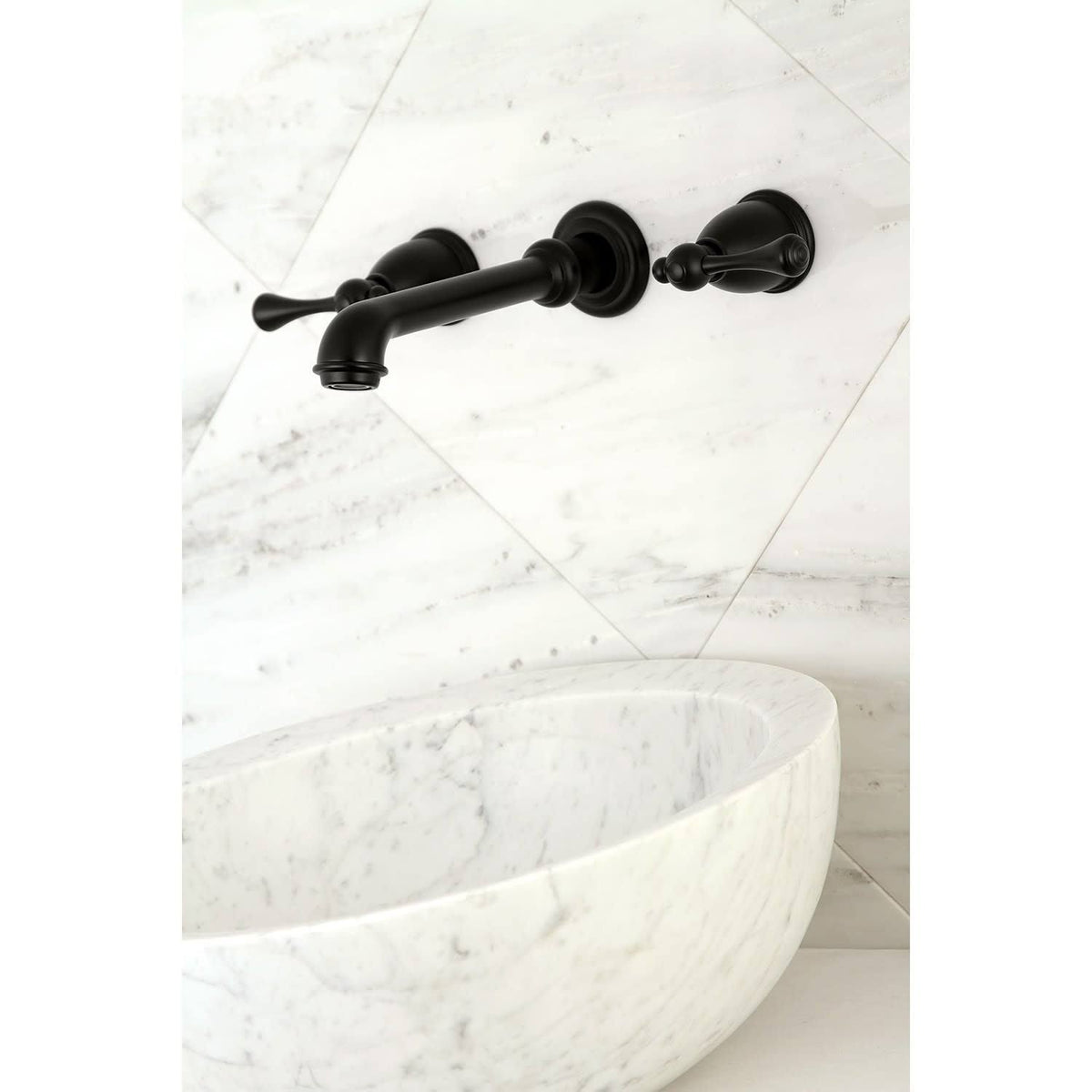 Polished Brass Center Wall Mount Bathroom Faucet V803870