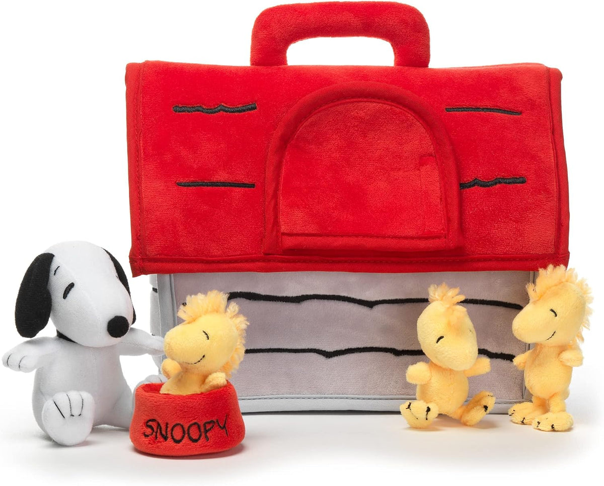 Classic Snoopy Interactive Plush Doghouse with 5 Stuffed Animal Toys G935975