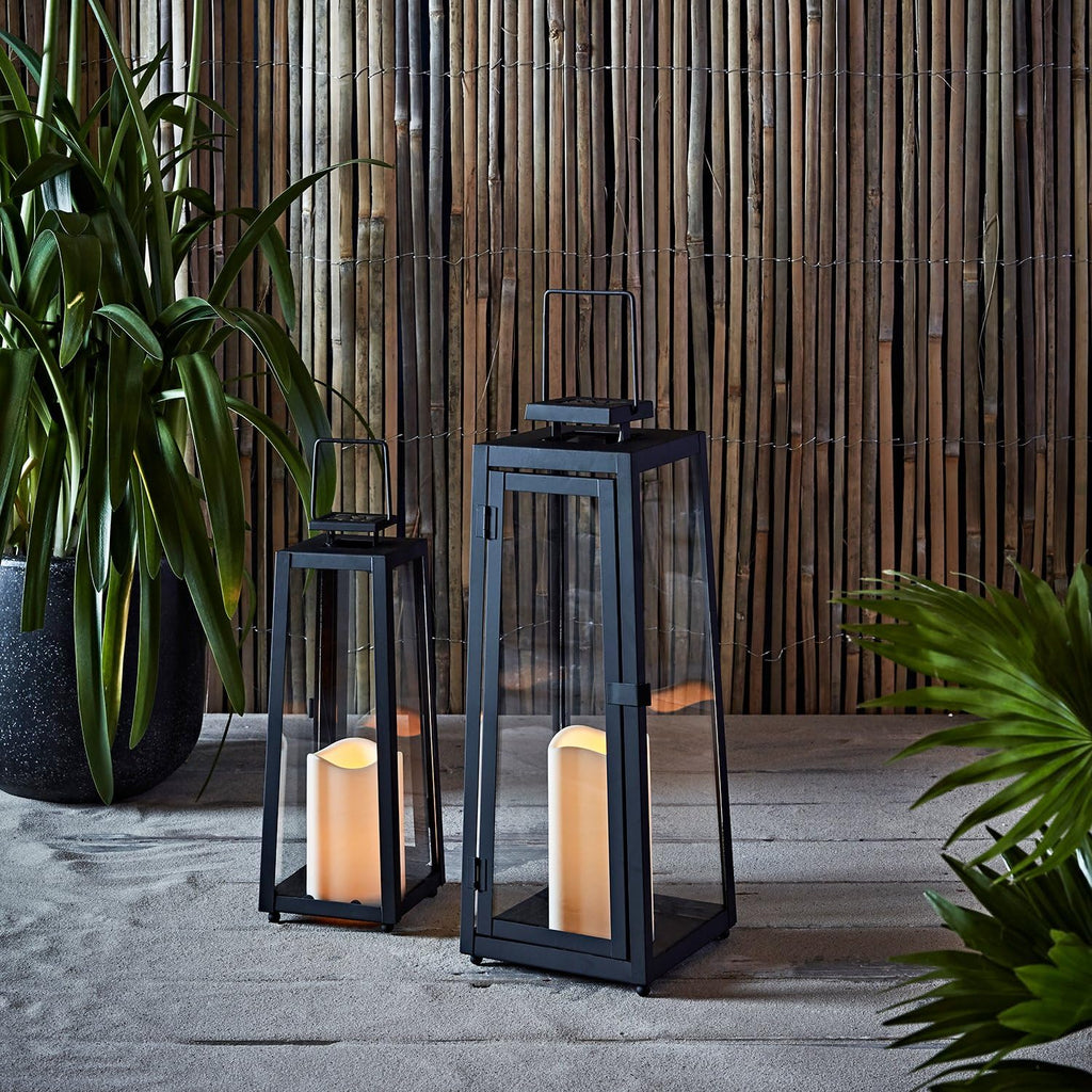 Black Metal Solar Powered LED Outdoor Lantern S1805