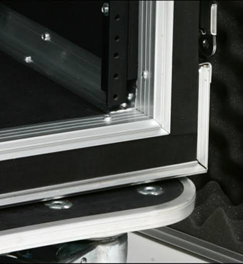 12 Space ATA Shock Mount Effects Rack Case with Casters P957