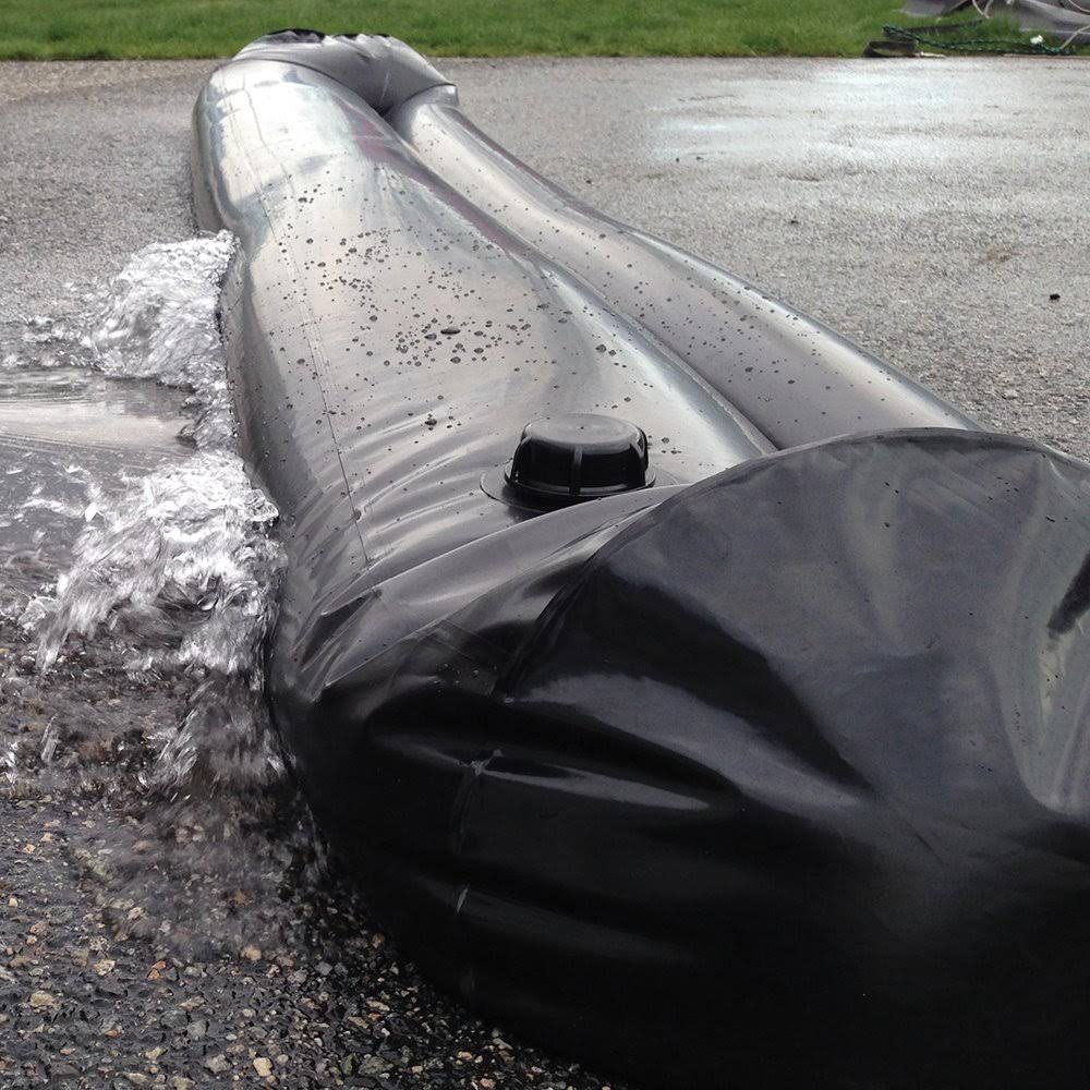 Black Water Curb Q229