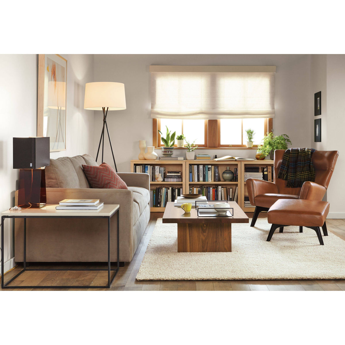 White Venatino Marble Top End Table E39400