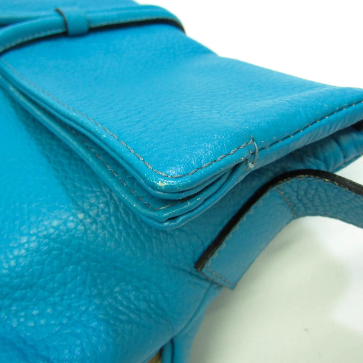Pre-Owned Leather Shoulder Bag F985
