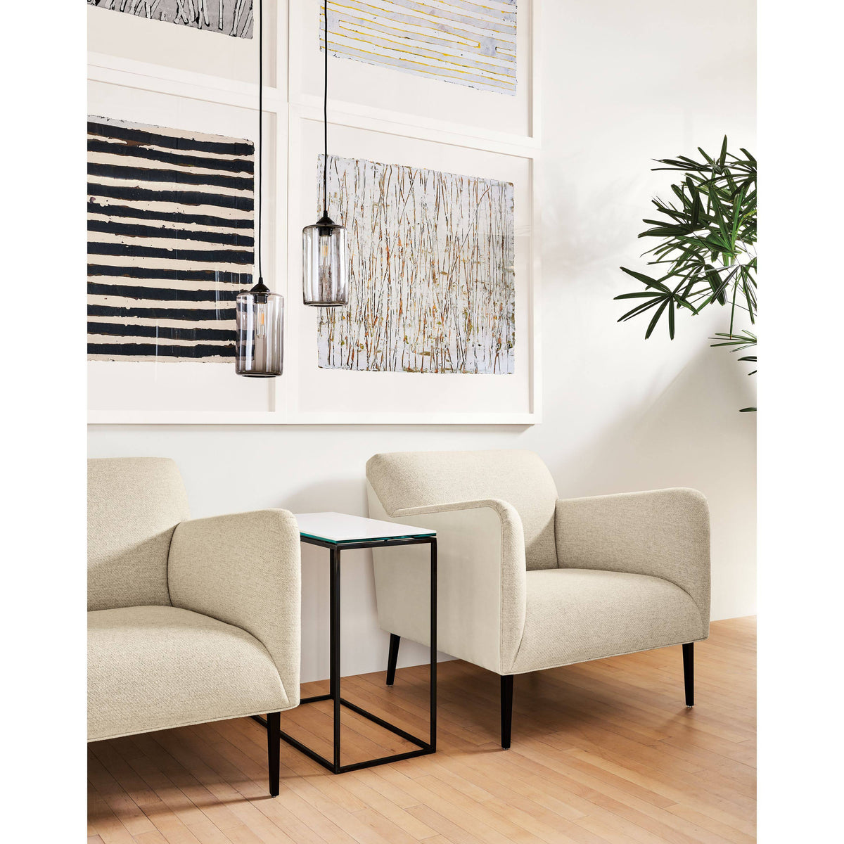 White Venatino Marble Top End Table E39400