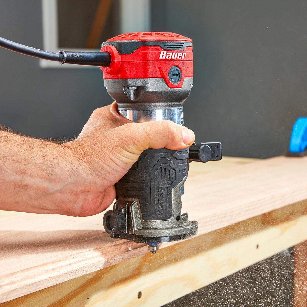 6.5 Amp Variable-Speed Compact Router S3118