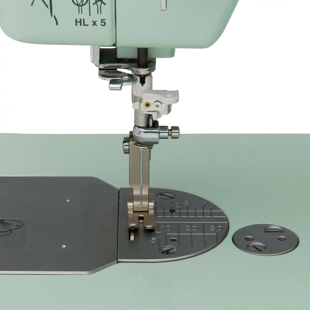 High Speed Sewing and Quilting Sewing Machine Y275