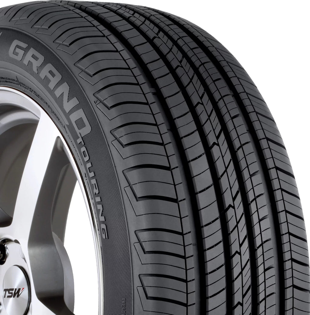 All-Season 235/65R17 104T Tire I1519