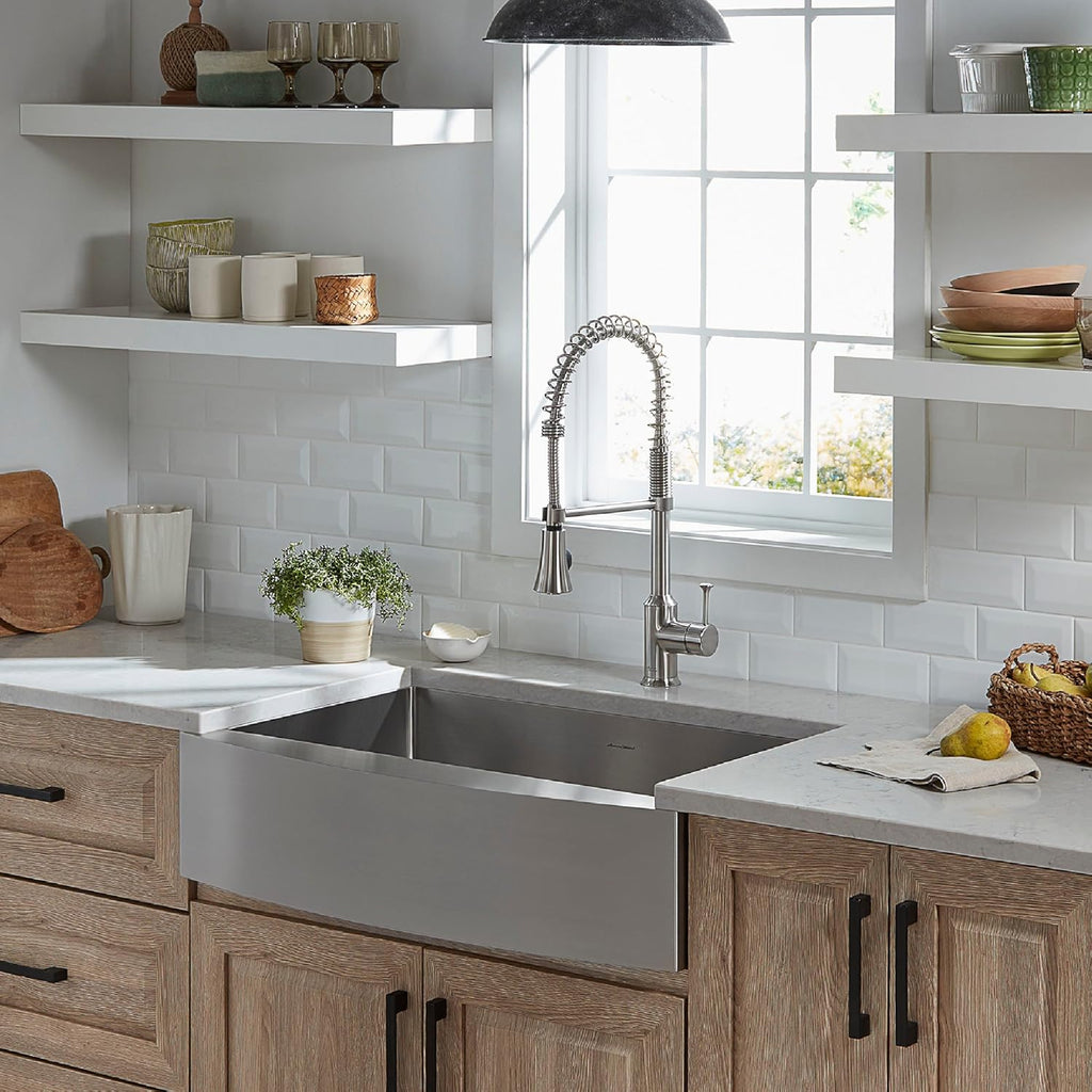 33X22-Inch Stainless Steel Apron Sink with Grid and Drain R869016