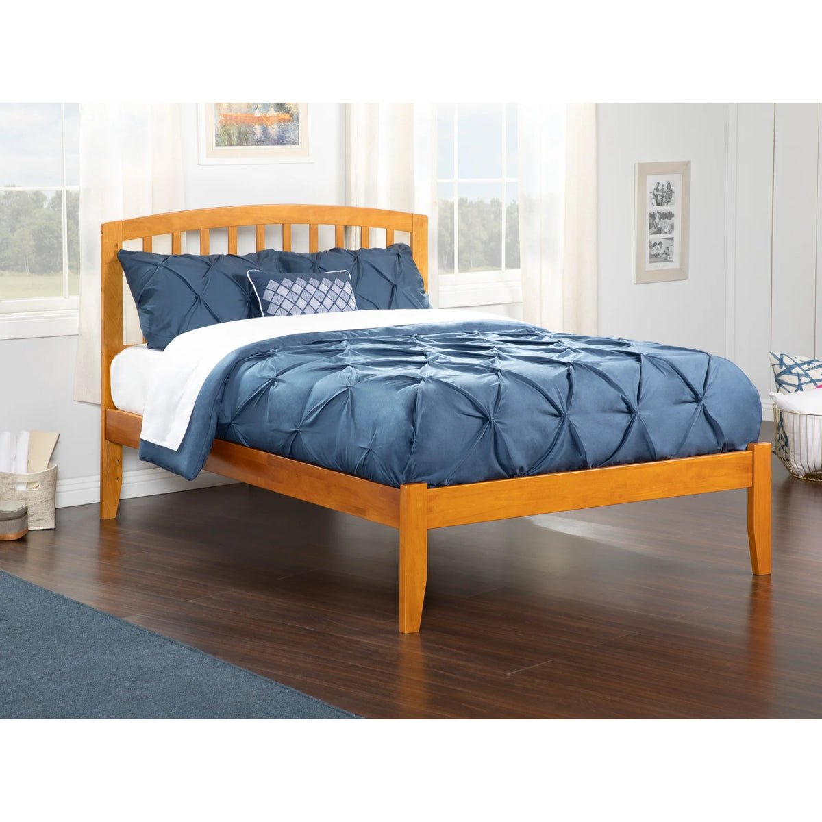 Queen Size Solid Wood Platform Bed P44315