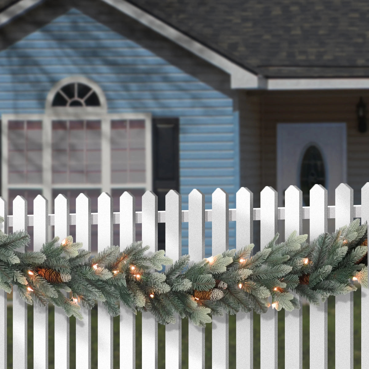 Green Pre-Lit Artificial Christmas Garland, 9 Feet I951749