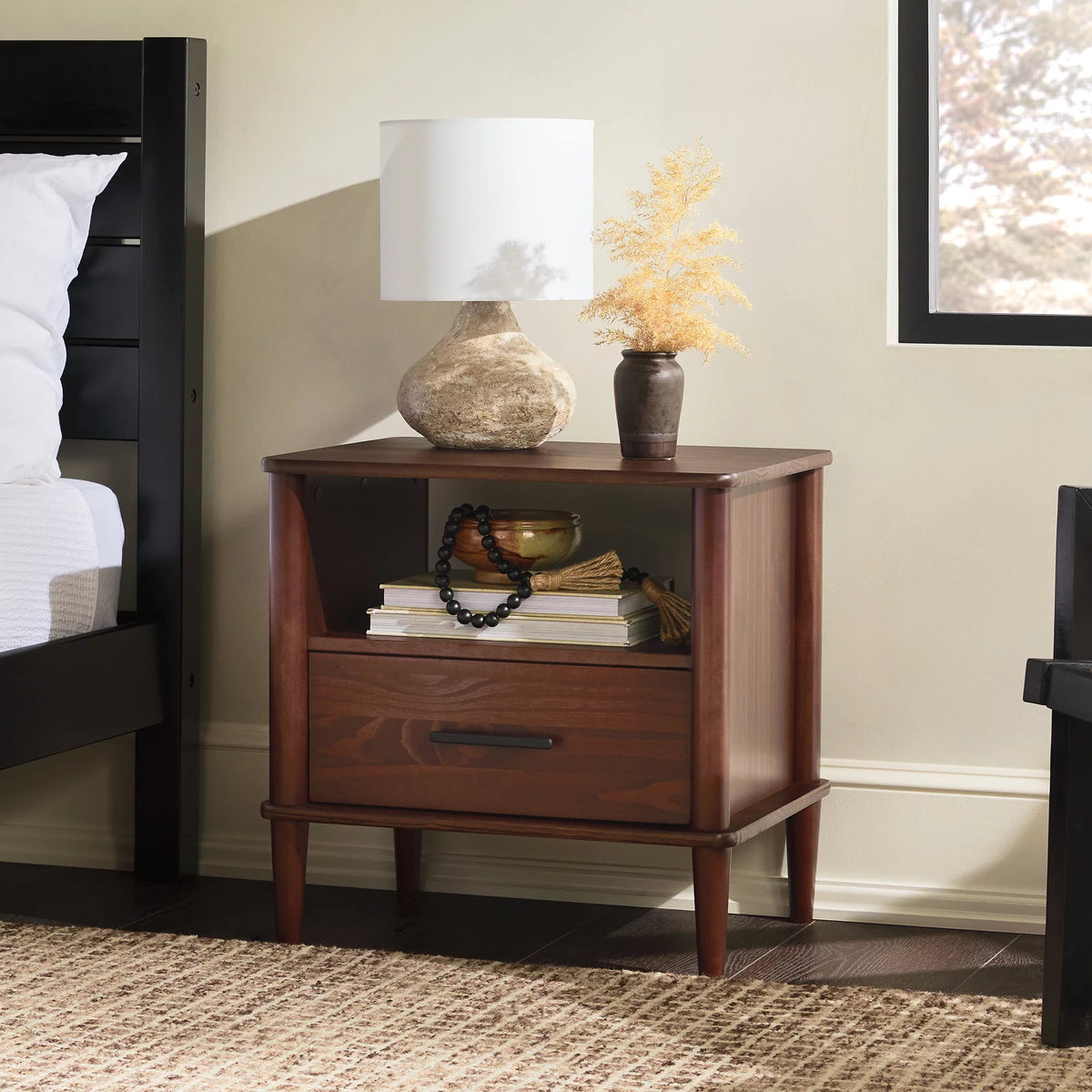 Walnut 1-Drawer Nightstand B197