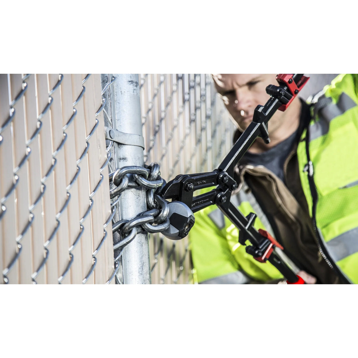 Folding Bolt Cutter, 36-Inch V906479