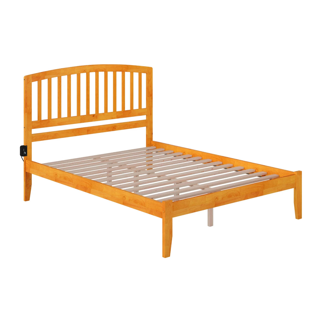 Queen Size Solid Wood Platform Bed P44315